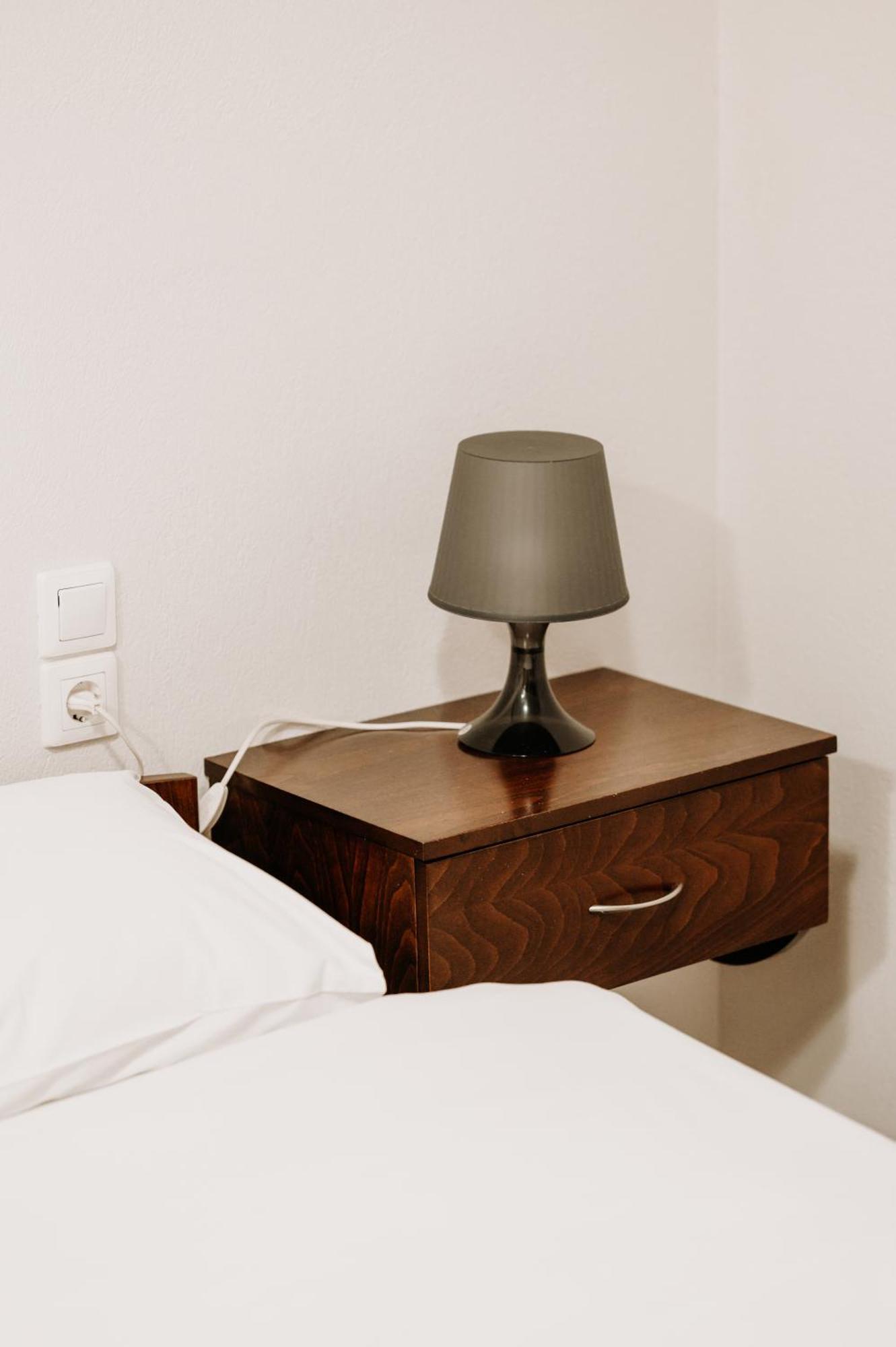 O Fotis Studios & Apartments Янина Екстериор снимка