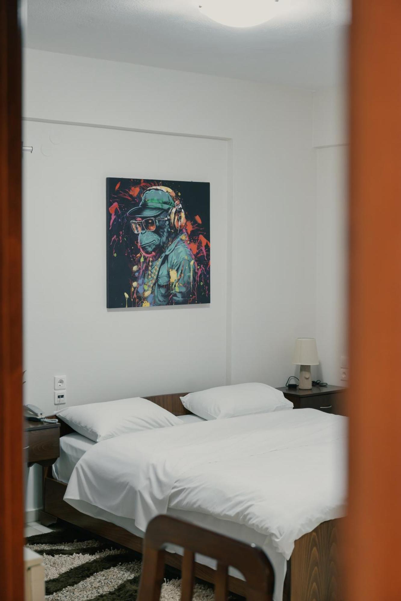 O Fotis Studios & Apartments Янина Екстериор снимка